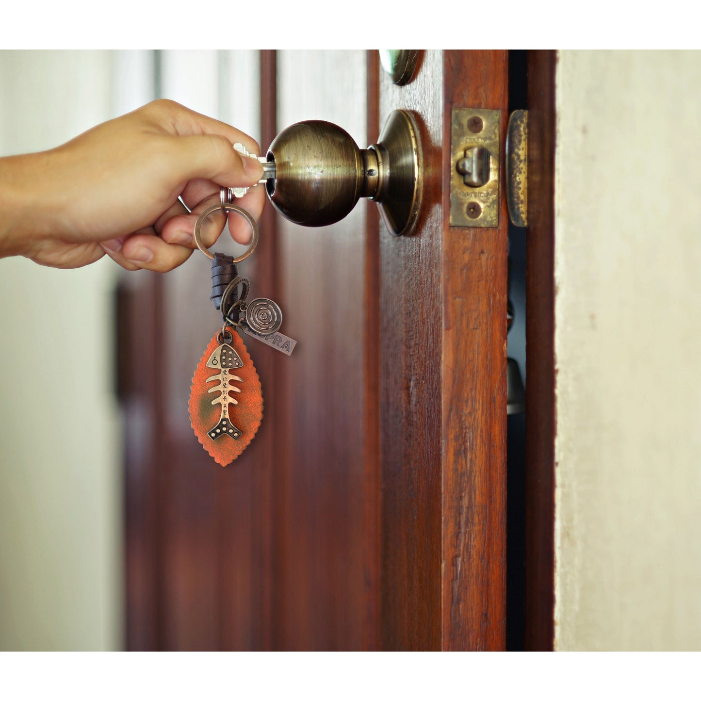 Fish Keychain Charm – Handmade Vintage Leather – Sea Lover Gift Keyring-AuPra