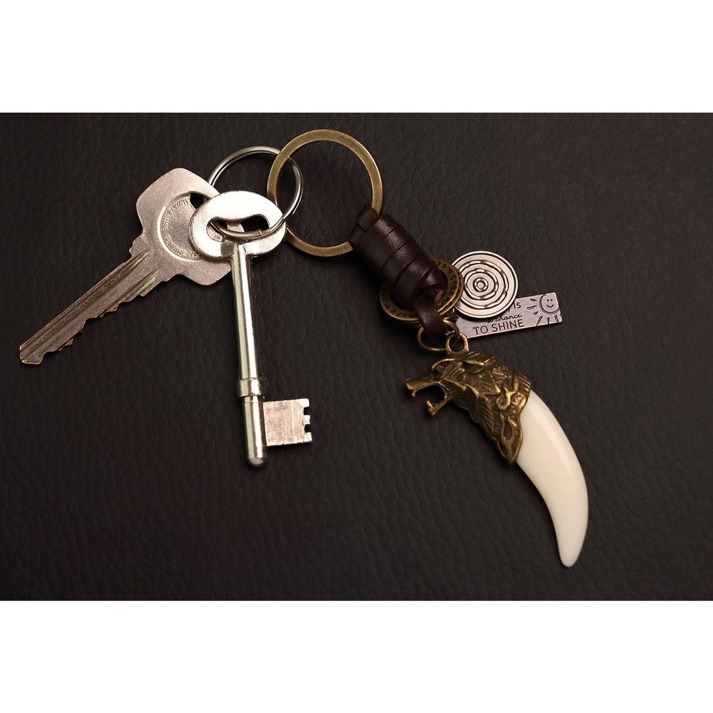 Wolf Fang Keychain Charm – Handmade Vintage Leather – Wolf Lover Gift Keyring-AuPra