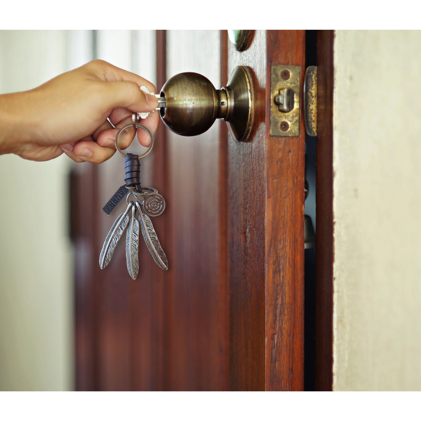 Feathers Keychain Charm – Handmade Vintage Leather – Boho Gift Keyring-AuPra