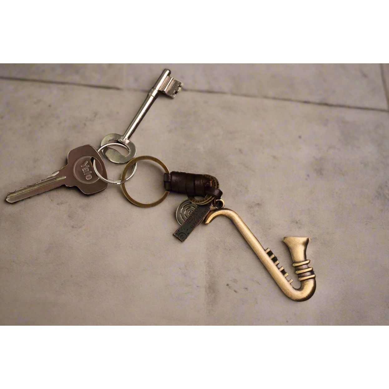 Saxophone Keychain Charm – Handmade Vintage Leather – Musical Gift Keyring-AuPra