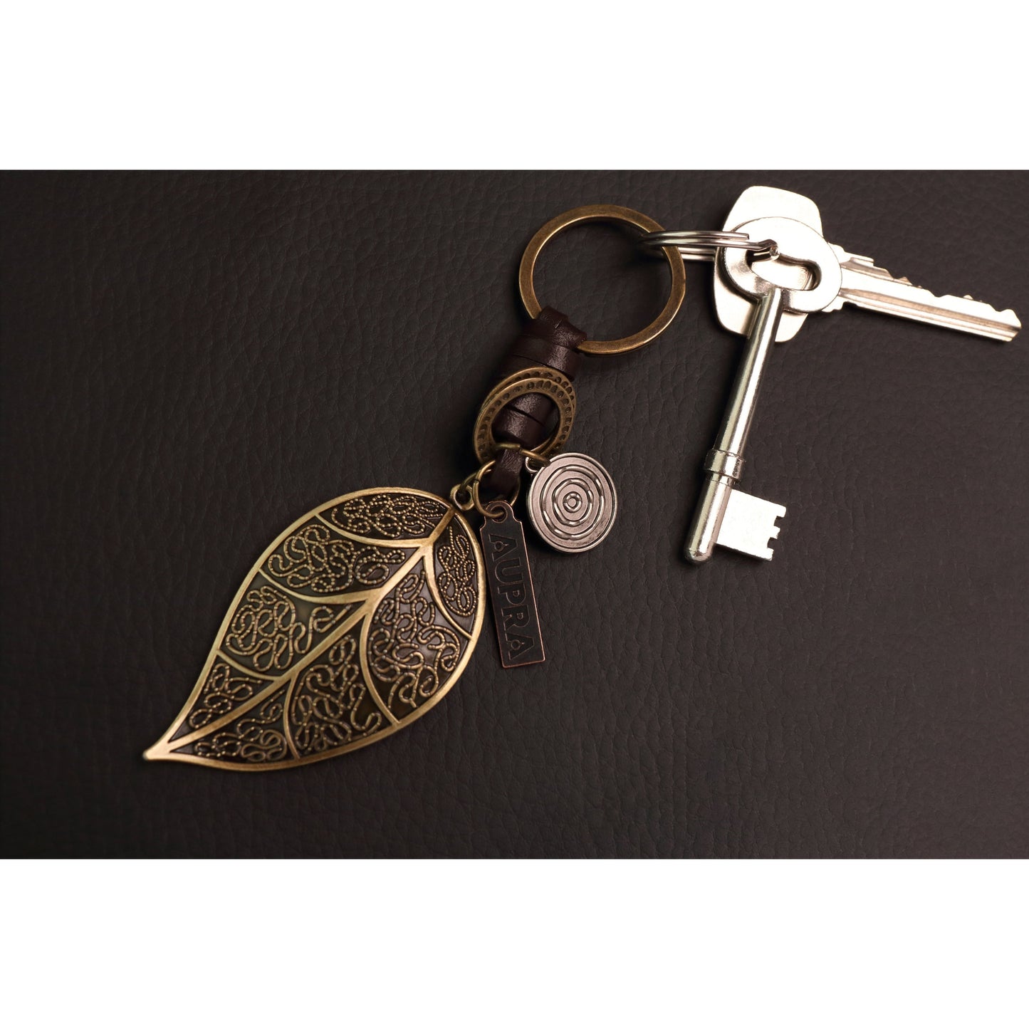 Leaf Keychain Charm – Handmade Vintage Leather – Botanical Gift Keyring-AuPra