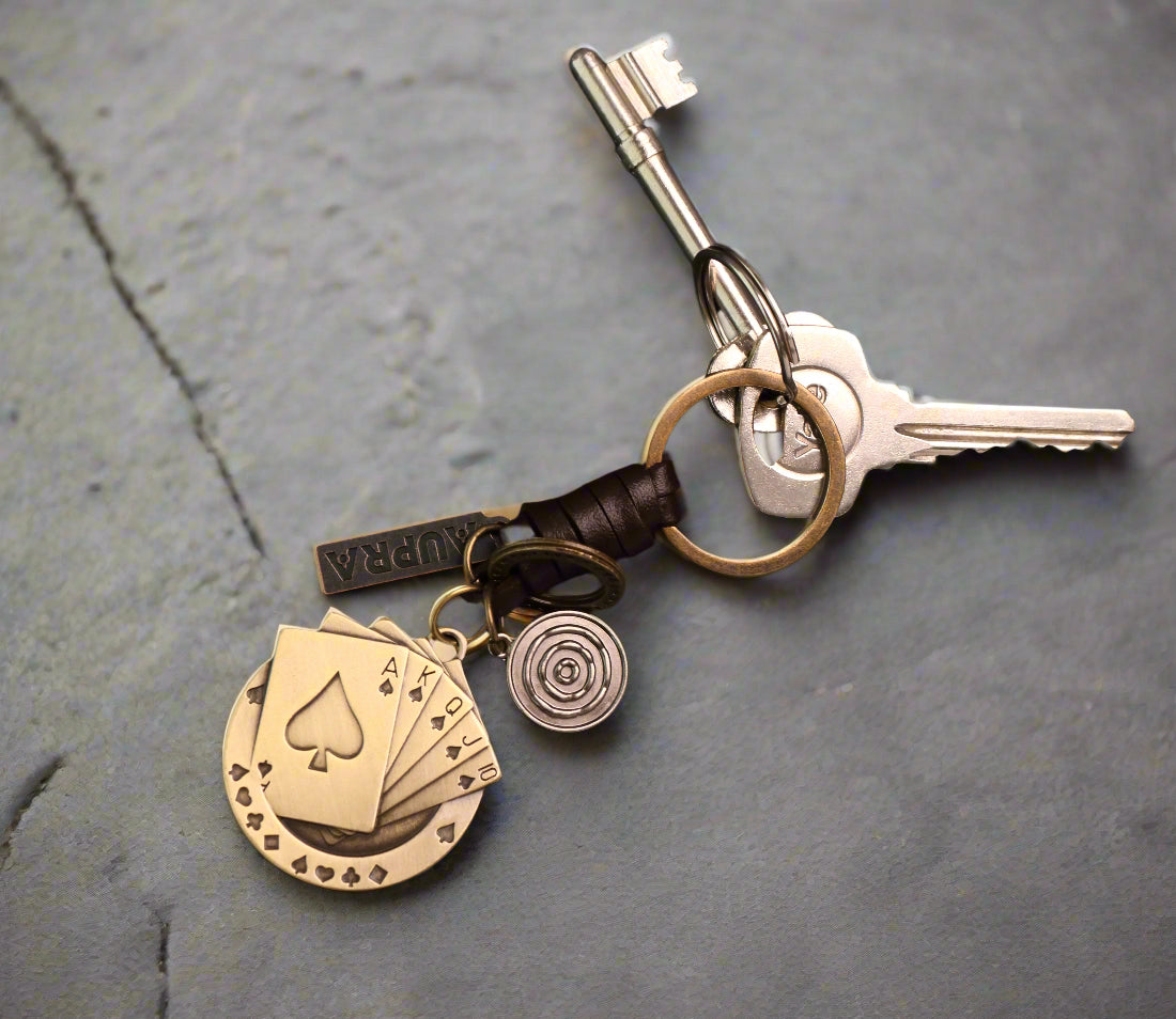 Poker Cards Keychain Charm – Handmade Vintage Leather – Lucky Casino Gift Keyring