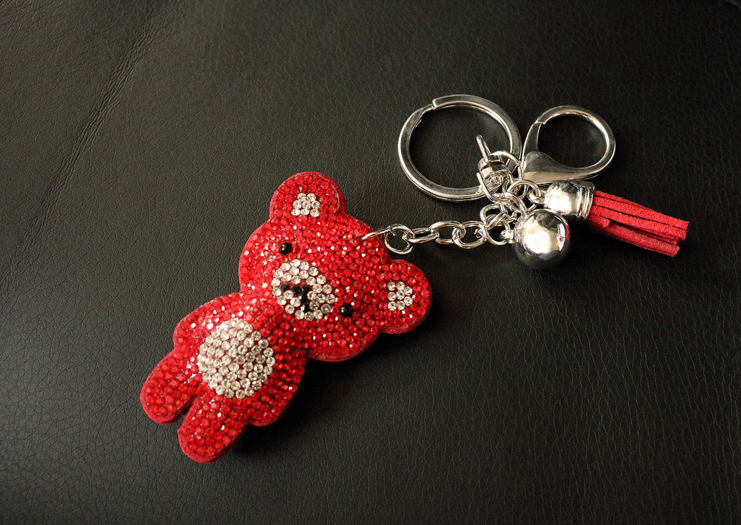Teddy Bear Crystal Keychain – Velvet Sparkle Tassel Charm – Clip Bag Keyring Gift for Girls