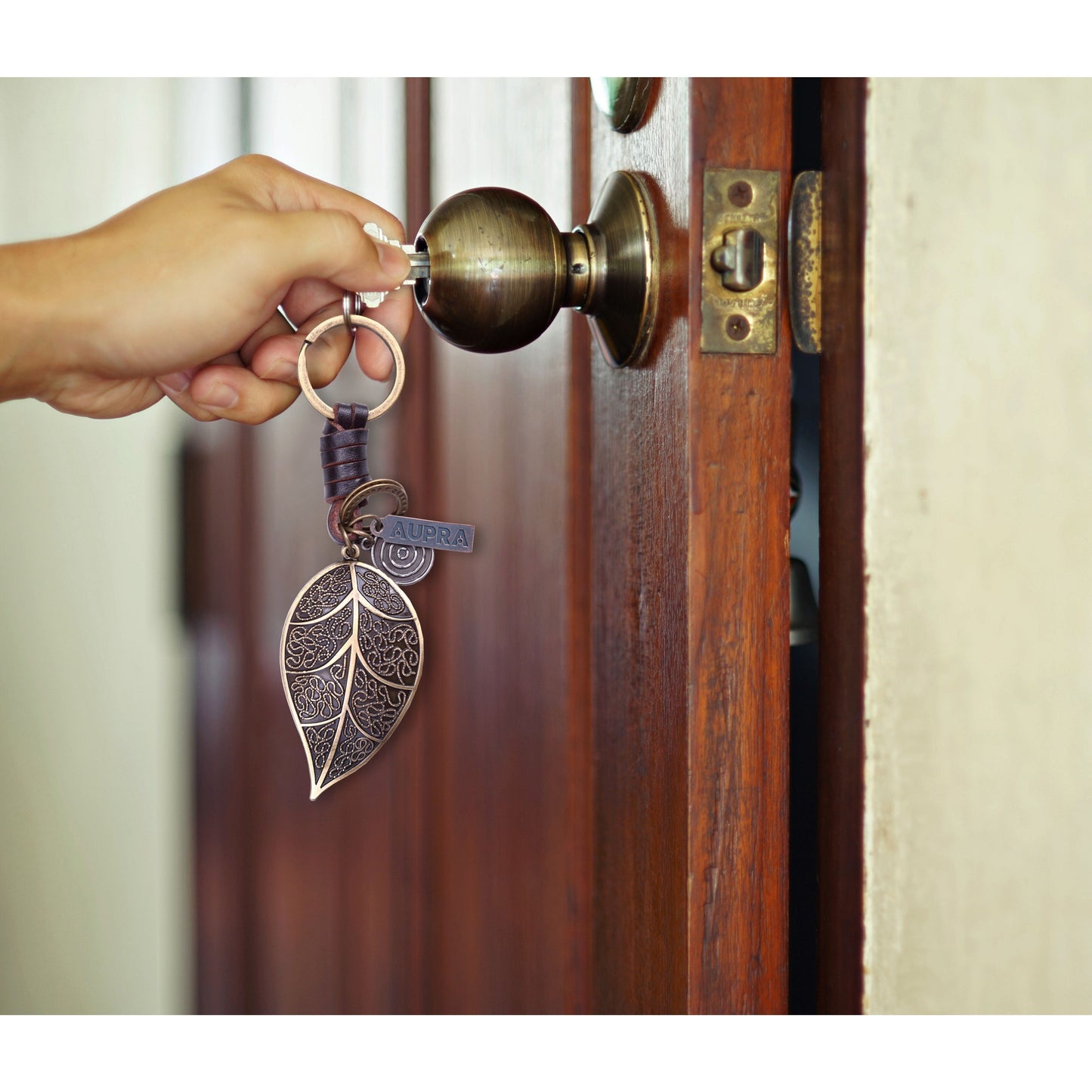 Leaf Keychain Charm – Handmade Vintage Leather – Botanical Gift Keyring-AuPra