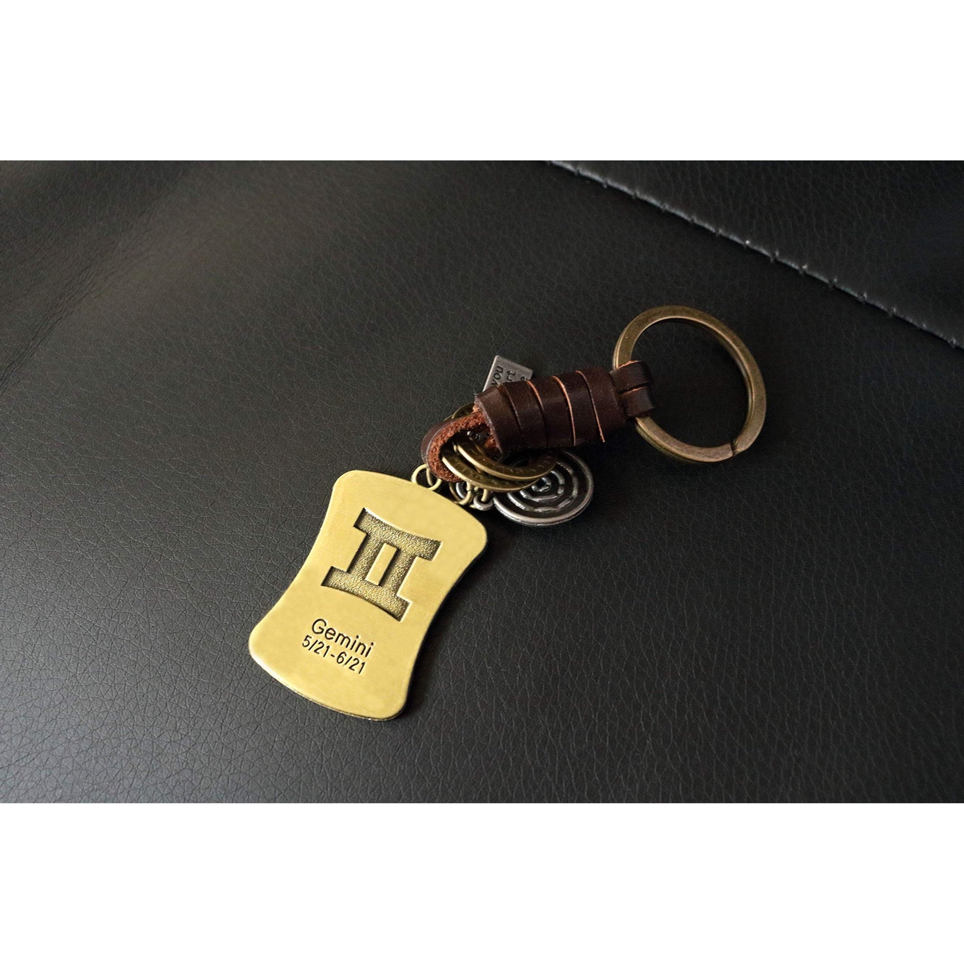 Star Sign Keychain Charm – Handmade Vintage Leather – Zodiac Sign Gift Keyring-AuPra