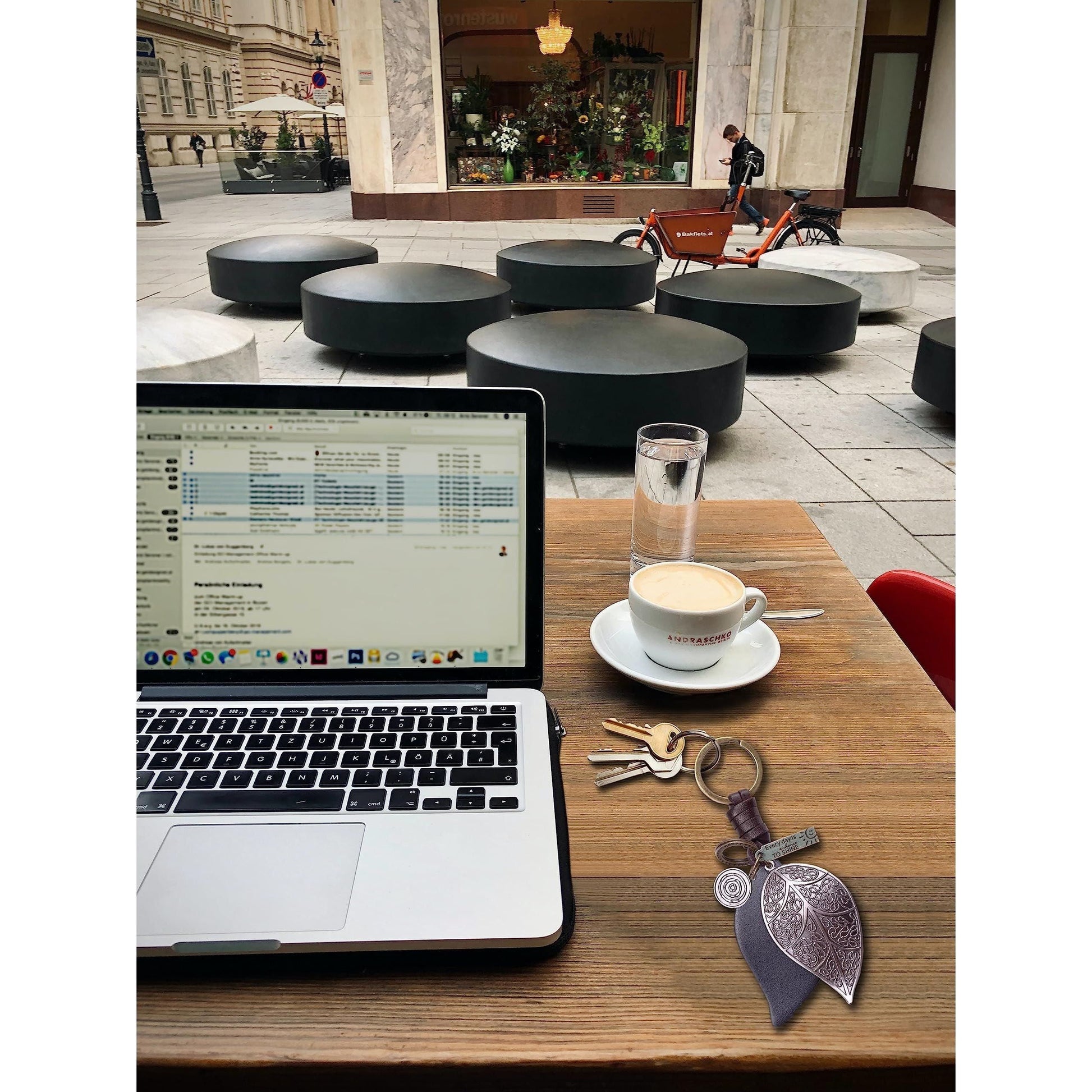 Leaf Keychain Charm – Handmade Vintage Leather – Botanical Gift Keyring-AuPra