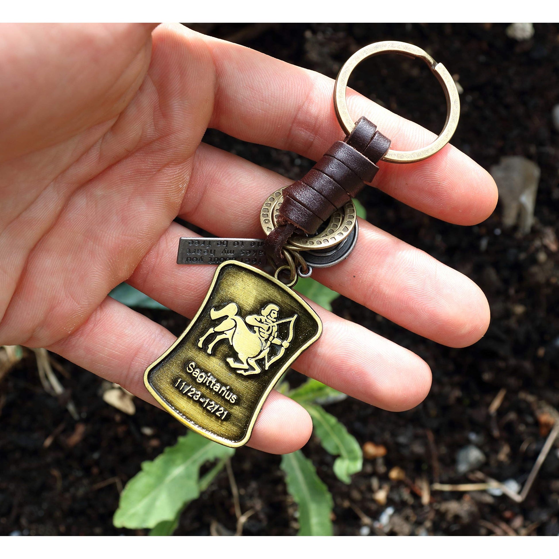 Star Sign Keychain Charm – Handmade Vintage Leather – Zodiac Sign Gift Keyring-AuPra