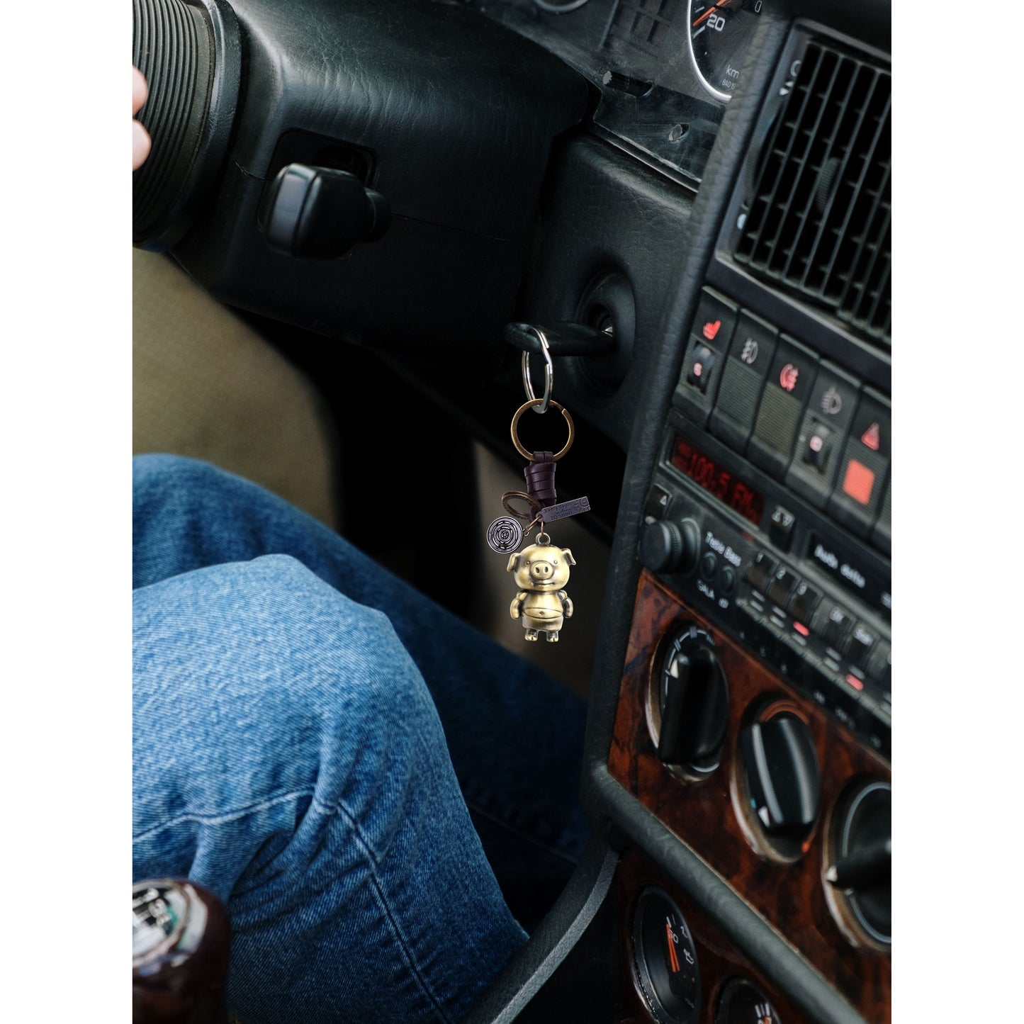 3D Pig Keychain Gift – Handmade Vintage Leather – Funny Piggy Keyring Charm-AuPra