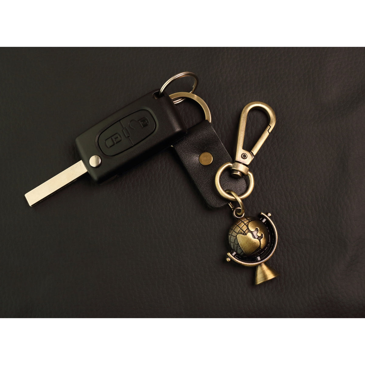 Globe Keychain Charm – Handmade Vintage Leather – Travel Lover Gift Keyring-AuPra