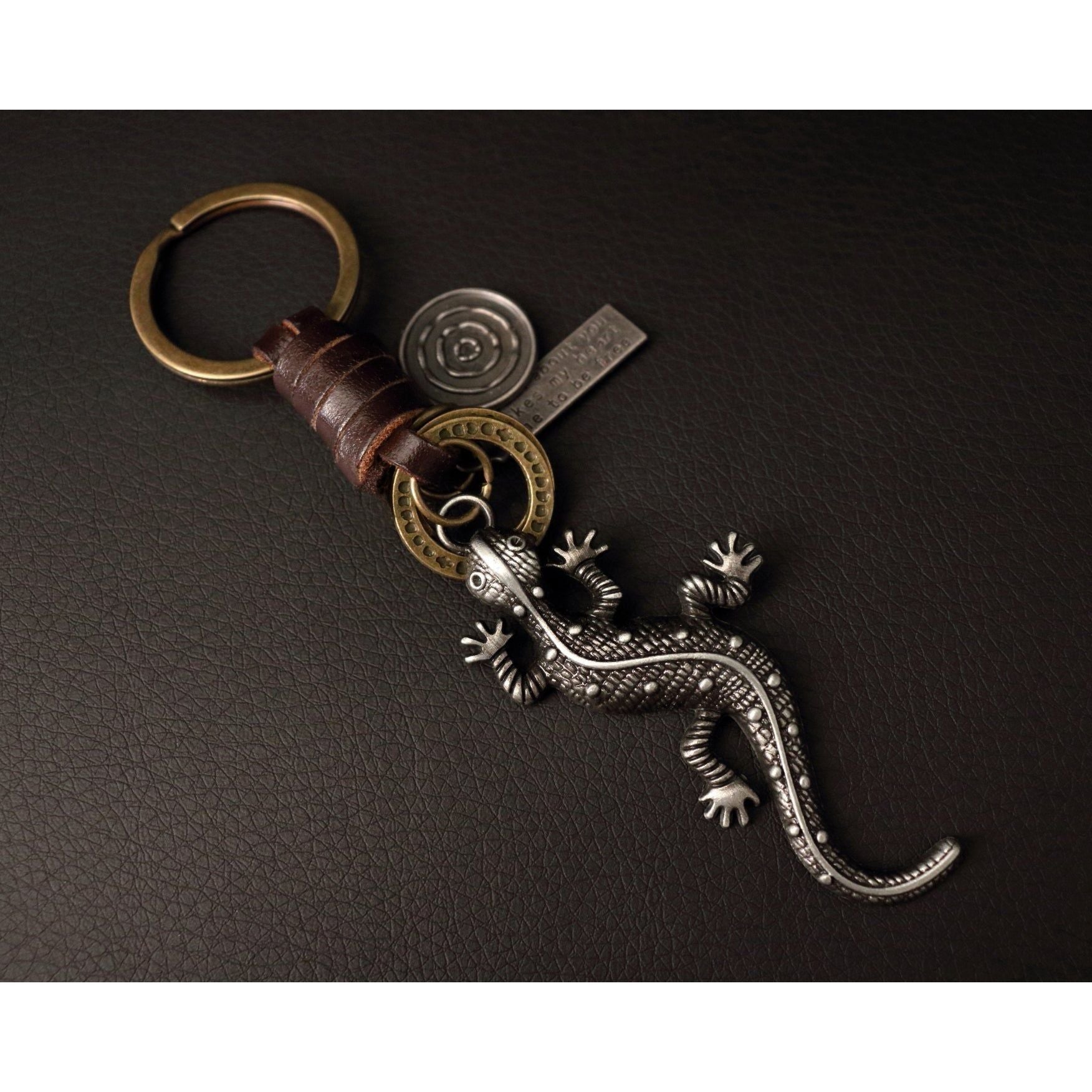 Lizard Keychain Charm – Handmade Vintage Leather – Reptile Gift Keyring-AuPra