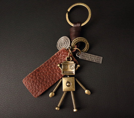 3D Robot Keychain  – Handmade Vintage Leather – Funny Gift Keyring Charm