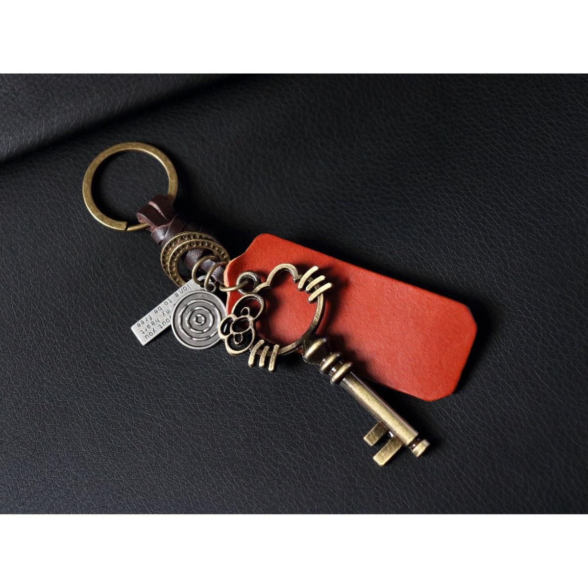 AuPra Cute Kitty Keyring – Kawaii Cat Gift