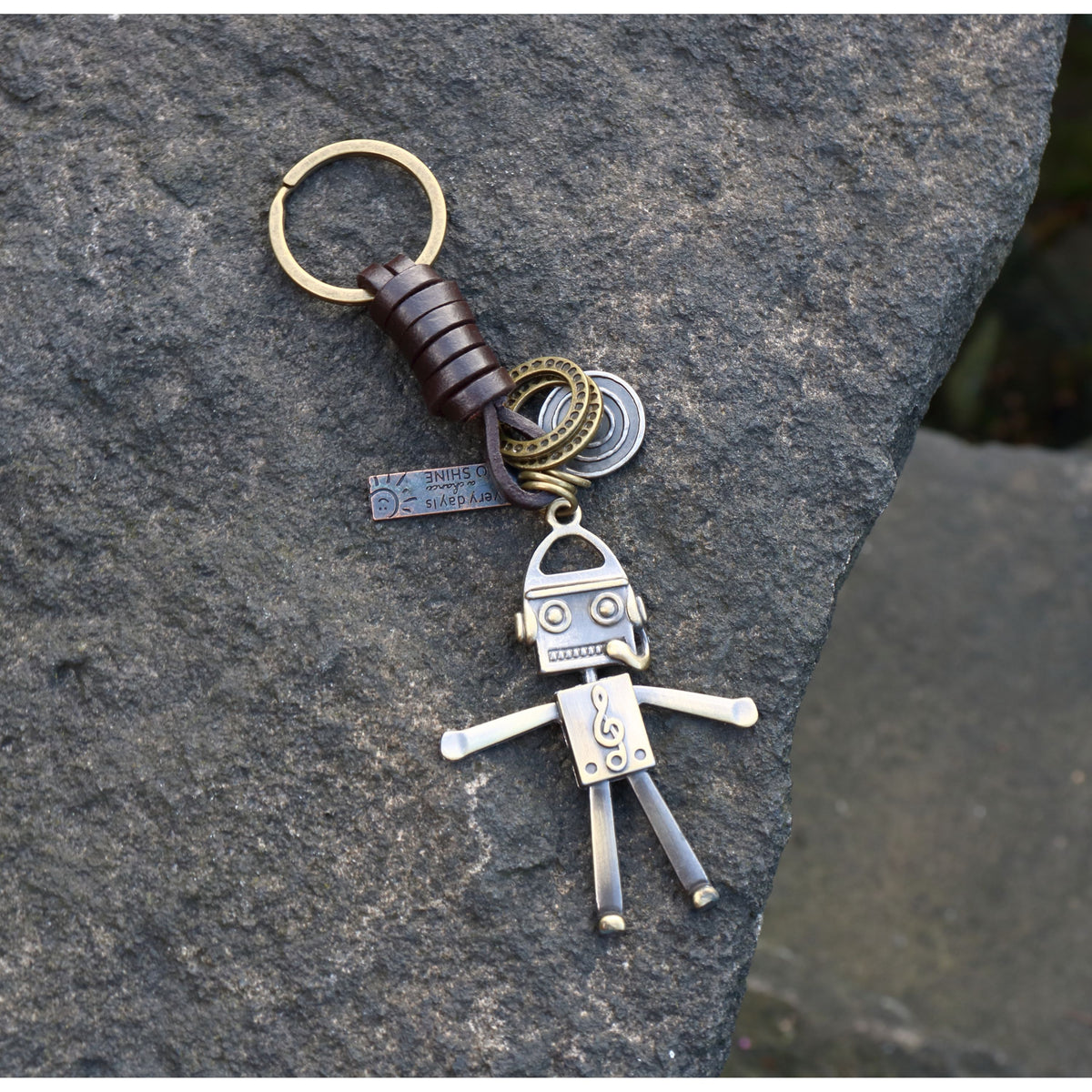 AuPra Singer Robot Keyring – 3D Music Charm Gift