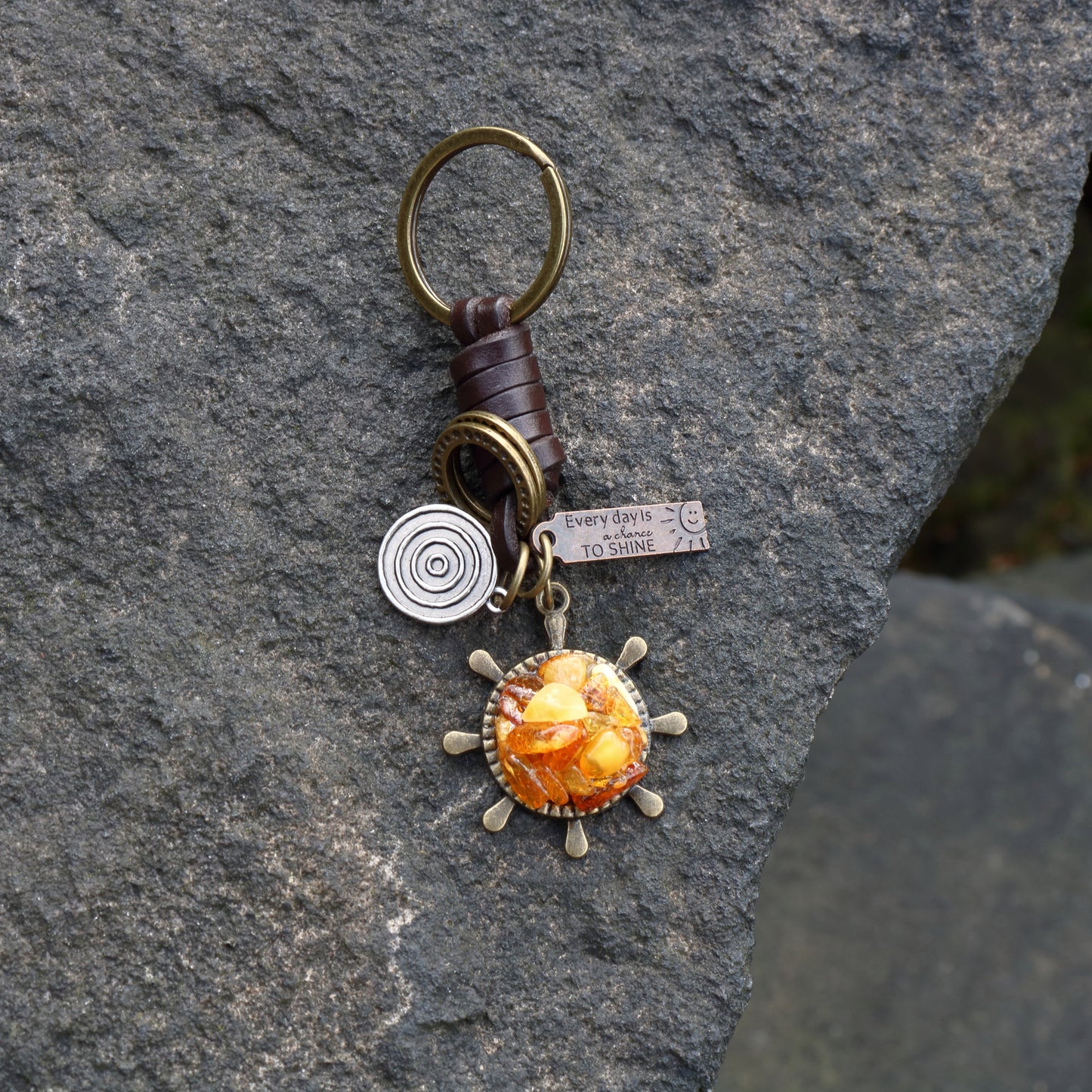 AuPra Amber Ship Wheel Keyring – Captain Sailor Gift