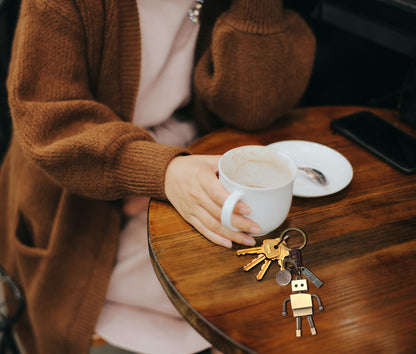 3D Robot Keychain Charm – Handmade Vintage Leather – Funny Gift Keyring