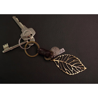 Leaf Keychain Charm – Handmade Vintage Leather – Botanical Gift Keyring-AuPra