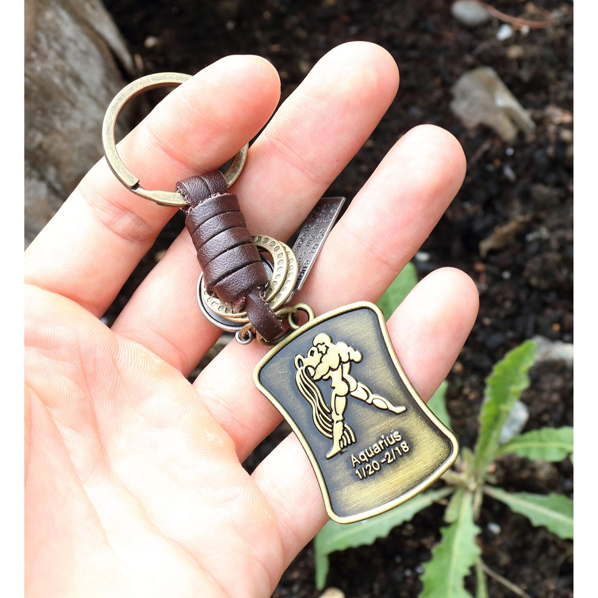 Star Sign Keychain Charm – Handmade Vintage Leather – Zodiac Sign Gift Keyring-AuPra