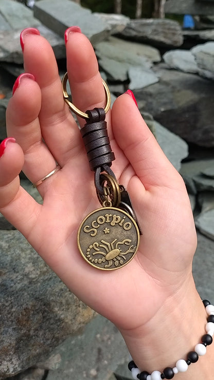 AuPra Scorpion Keyring – Amber Star Sign - Zodiac Keychain Gift