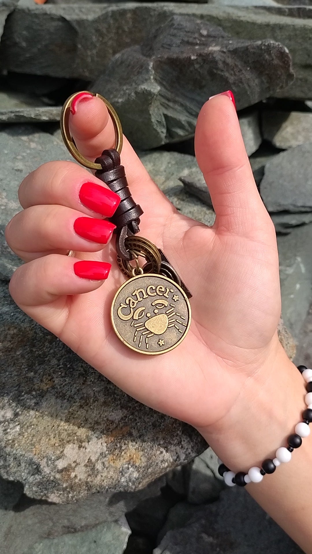 AuPra Amber Cancer Keyring