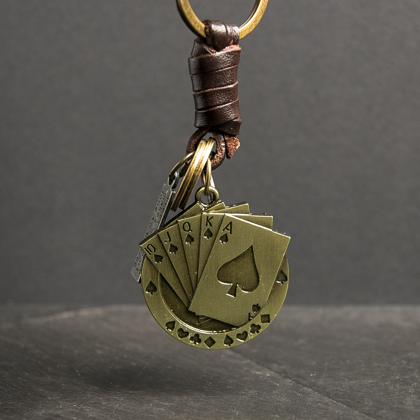 Poker Cards Keychain Charm – Handmade Vintage Leather – Lucky Casino Gift Keyring